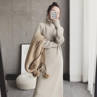 Váy len suông cổ lọ dáng dài