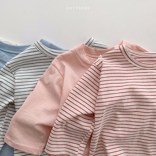Set 2 áo Oottbebe