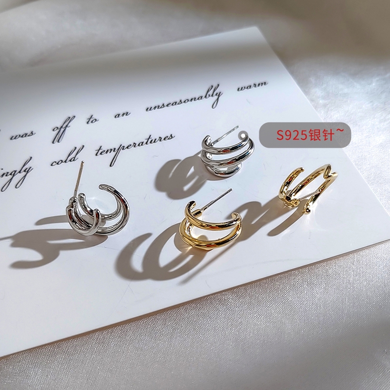 Bông Tai Nửa Hình Chữ C Cỡ Nhỏ Phong Cách Hàn Quốc Cổ Điển Thời Trang Cho Nữ