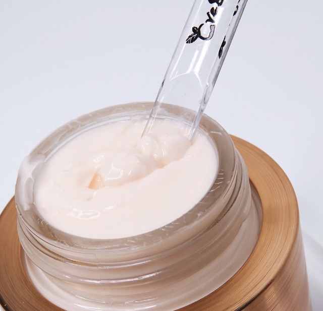 Kem Dưỡng Cá Hồi Cre8skin Salmon Oil Cream