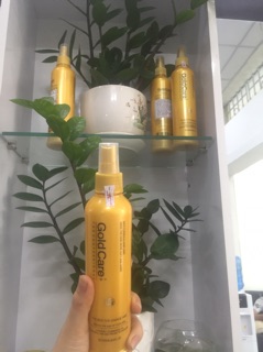 Xịt dưỡng tóc GoldCare