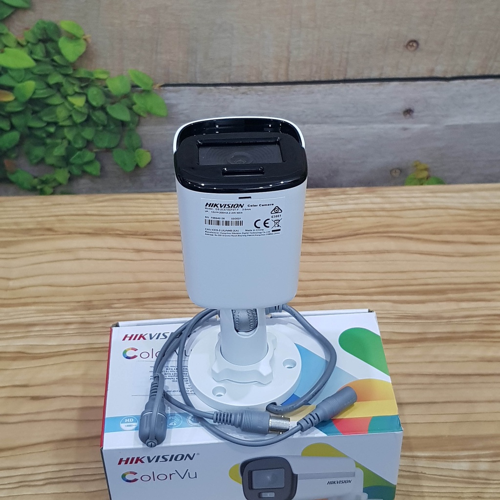 Camera có màu ban đêm Hikvision DS-2CE10DF0T-F ColorVu, hd 1080p full color, vỏ kim loại.