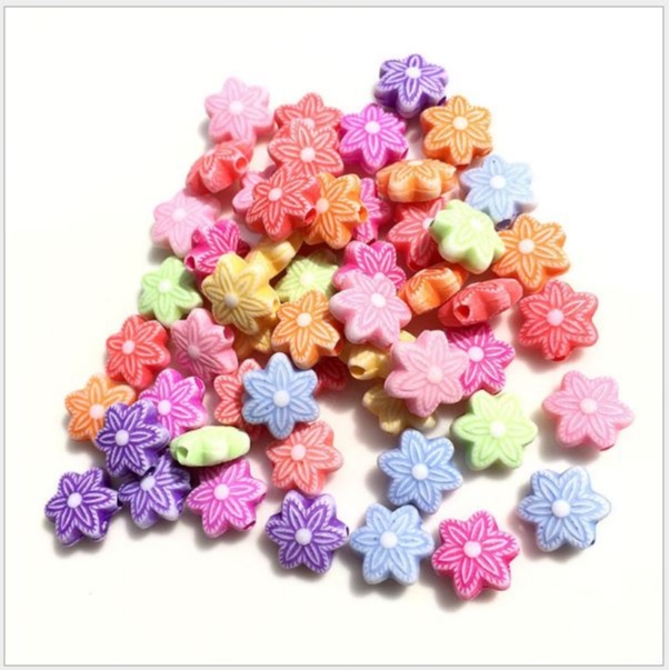 10-25-50gam hạt nhựa(117-55) hình hoa cánh 10mm có lỗ xỏ
