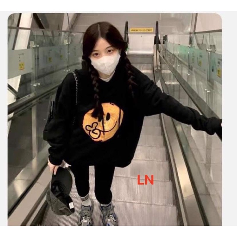 Áo hoodie mặt cười vàng TH6