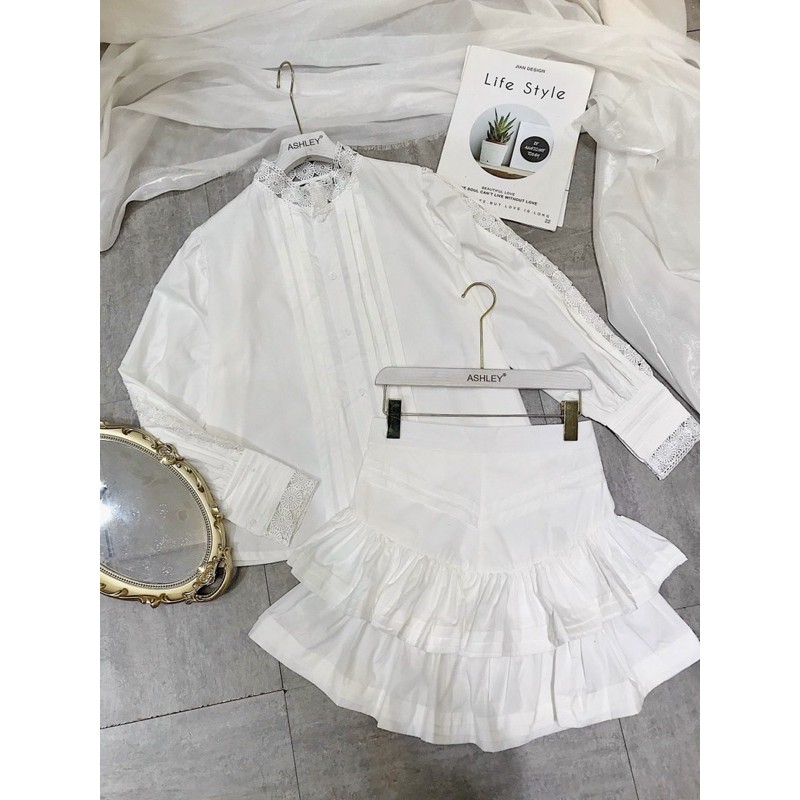 Set áo sơ mi phối ren và chân váy xoè tầng