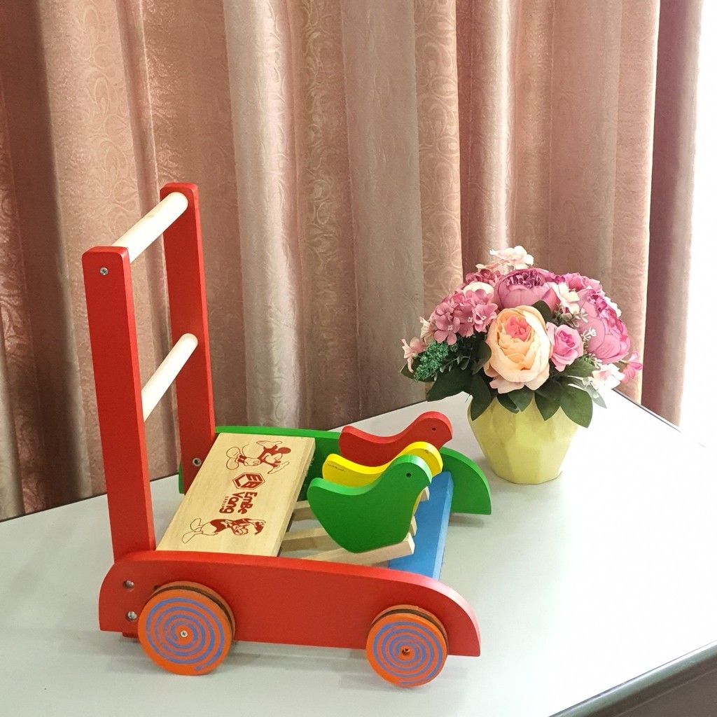 Xe tập đi gỗ 3 con gà hàng chính hãng Em Bé Vàng LOẠI TỐT