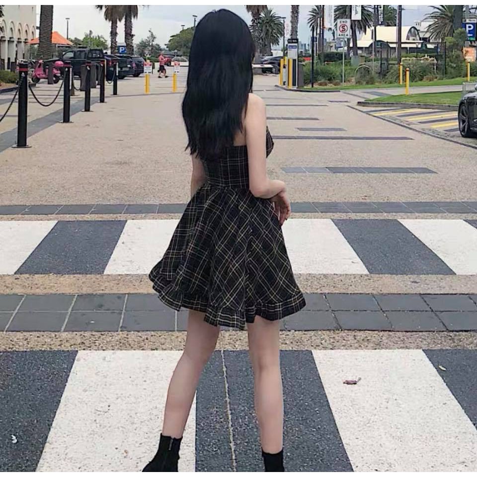 Đầm hai dây caro siêu xinh