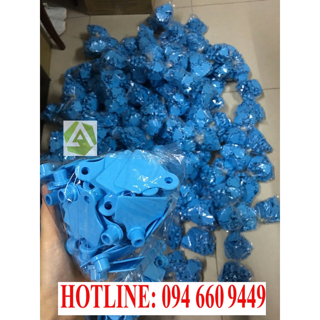 Thẻ tai không in số D cao cấp thông dụng cho heo, bò, dê