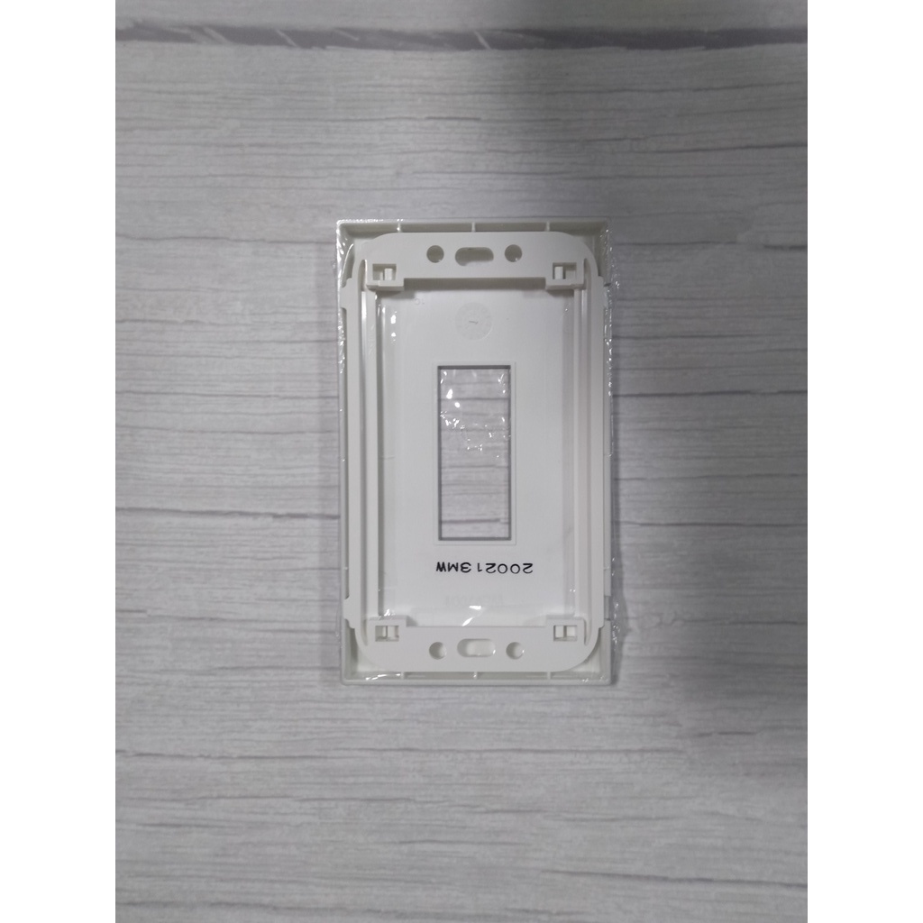 Mặt Át khối, Mặt Át 1 CB Tép Thiết Bị Màu Ghi Wide Panasonic Thái Lan