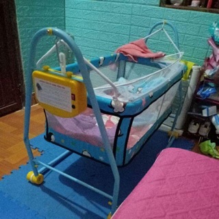 [NHẬP TOY 30K GIẢM] Nôi điện Đại Vĩ đa năng 2 trong 1 (tặng kèm võng + màn chống muỗi cho bé)