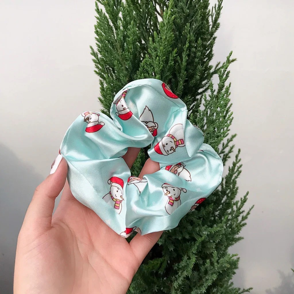 Cột tóc Scrunchies họa tiết Noel giáng sinh