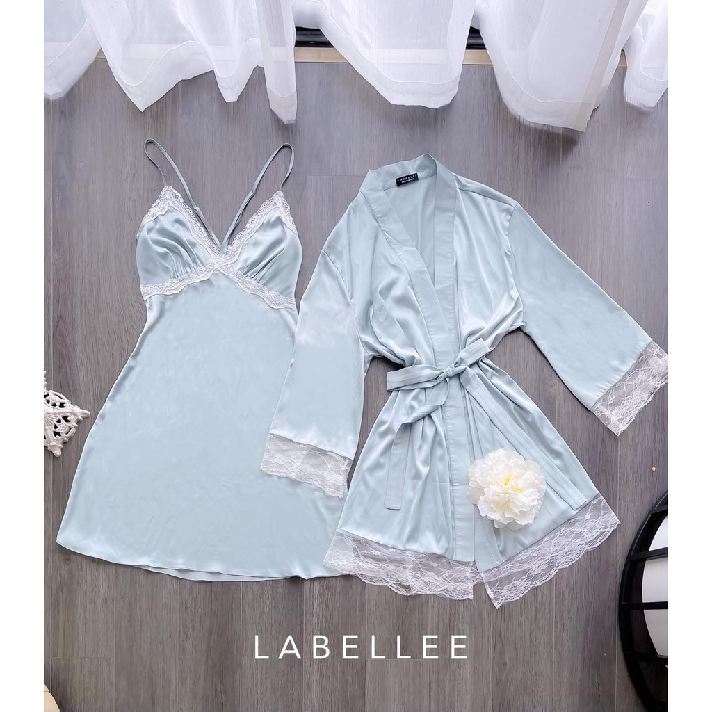 Áo choàng lụa dáng ngắn dài tay LABELLEE - ACLN02