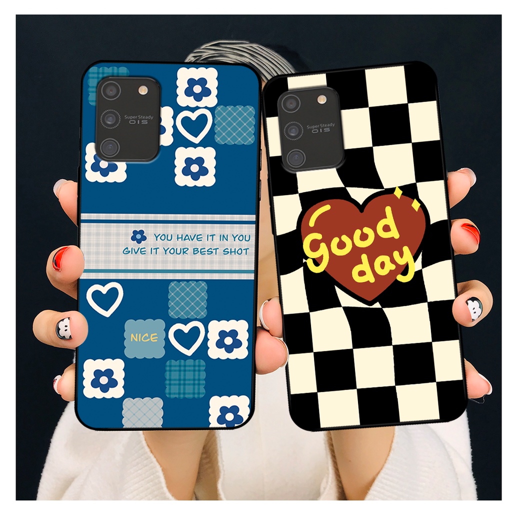 Ốp lưng Samsung S10 Lite in hoạ tiết caro trái tim đen trắng, gấu bear cute đáng yêu