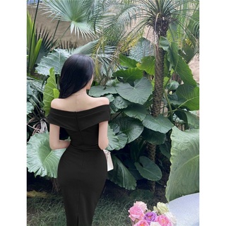 Đầm body nhún eo trễ vai