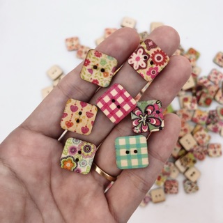 Set 10 nút gỗ in hoa vintage