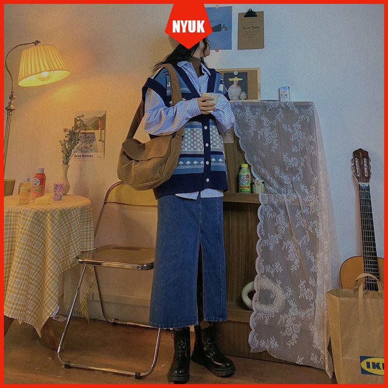 chân váy jean Lưng Cao Dáng Chữ A Xẻ Tà Phong Cách Retro | BigBuy360 - bigbuy360.vn