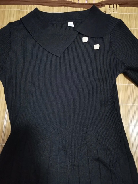 Váy len cổ đức chéo cúc dáng dài xoè vintage