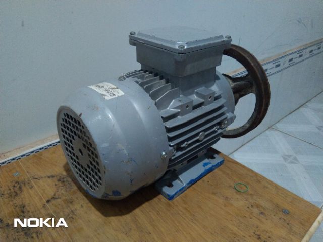 Động cơ Motor 3 phase (chuyển sang 1 pha 220 được) Enertech ESA 802-2 Australia. (Hàng thanh lý xưởng gỗ).