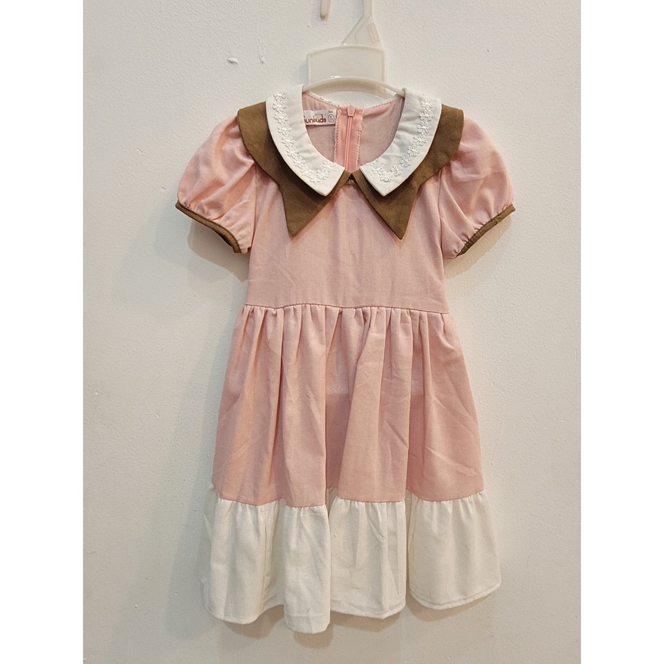 ĐẦM HỒNG CỔ SEN TAY PHỒNG CHO BÉ GÁI