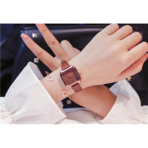 HDF [NEW ARRIVAL] Đồng hồ nữ Ulzzang mặt vuông cá tính - HÀNG CHÍNH HÃNG - dây da mềm ôm tay 25 Q807