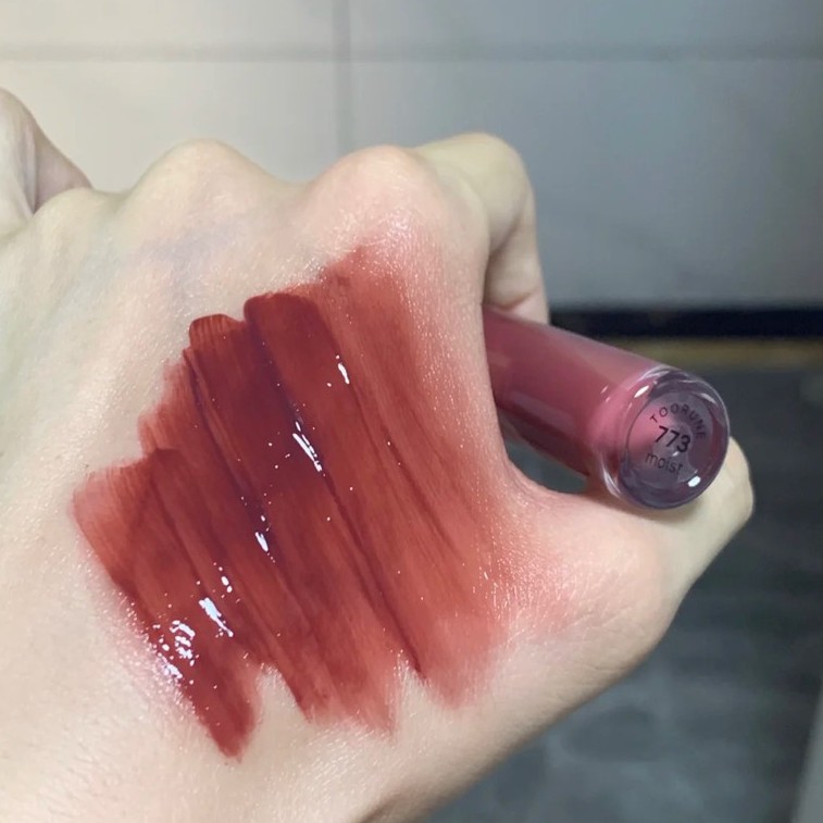 SMA  Son bóng Toorune óng ánh in bản đồ sao màu mới