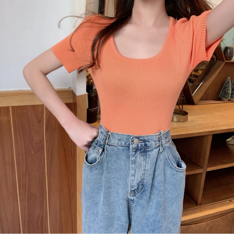 Áo Croptop Cổ Vuông Len Gân Dáng Ôm
