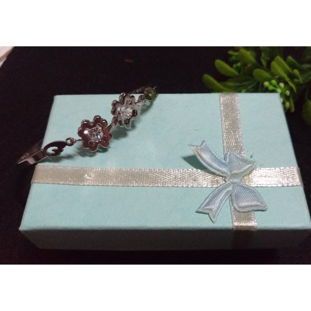 Vòng tay nữ inox đẹp