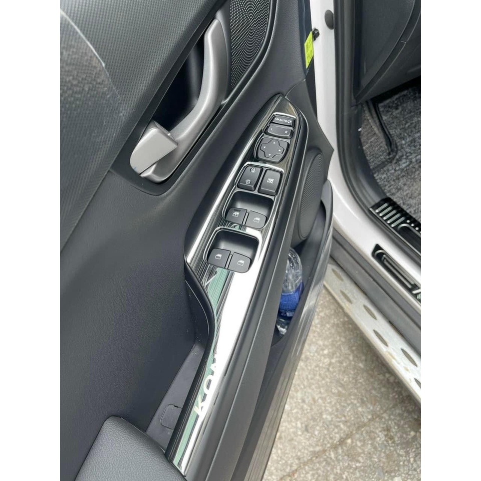 Ốp nội thất xe Hyundai Kona 2018-2019 2020 2021 mẫu titan- 5 chi tiết