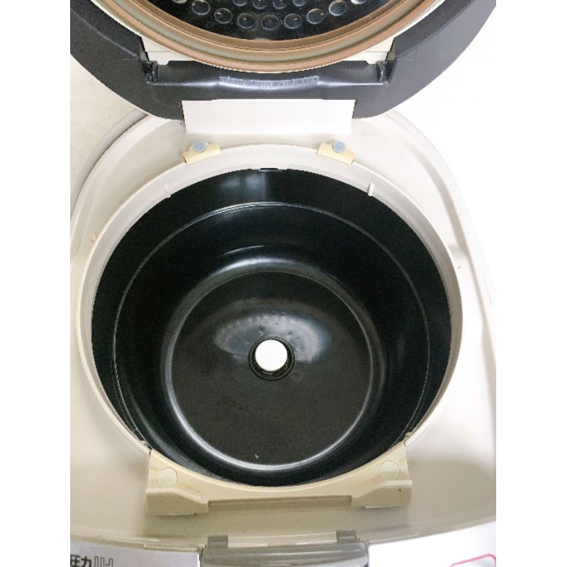 Nồi cơm điện cao tần áp suất nội địa Nhật bãi Hitachi 1.0L | BigBuy360 - bigbuy360.vn