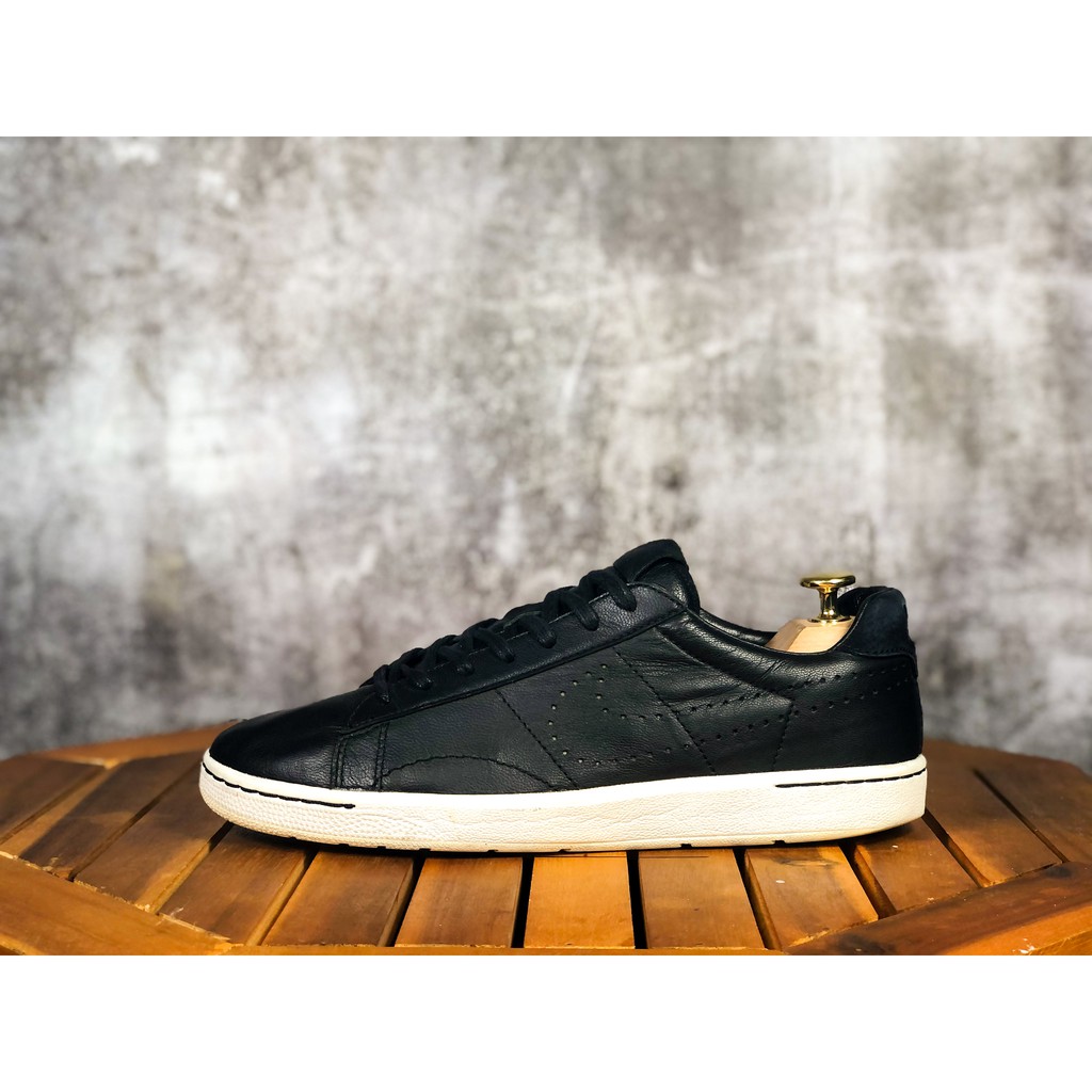 (SIZE 41) Giày thể thao chính hãng 2hand NIKE TENNIS CLASSIC ULTRA `