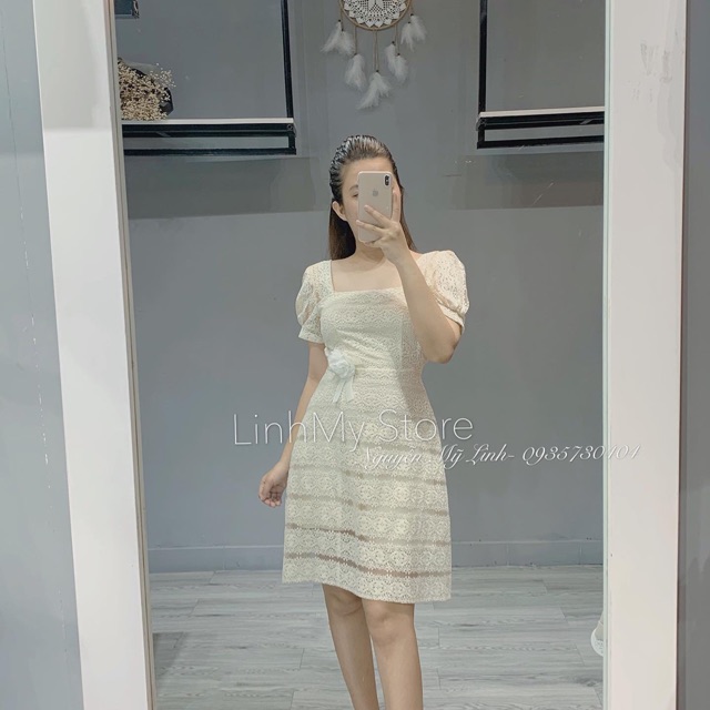 Váy ren cổ vuông dành cho nữ