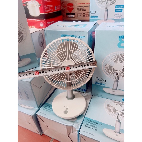 Quạt tích điện ,siêu mát siêu lâu,loại pin to tím xịn tích 4-15 tiếng nếu sạc dâyd