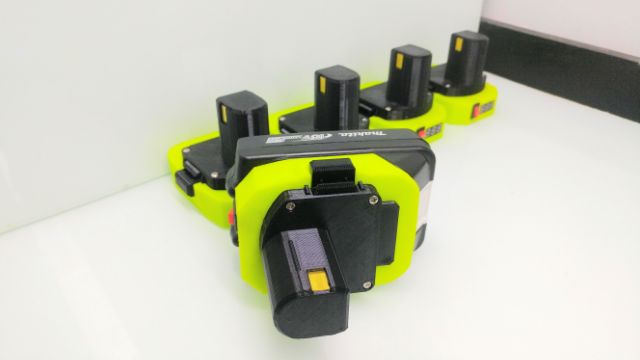 Đế chuyển pin Makita 18v cho máy Ryobi 18v