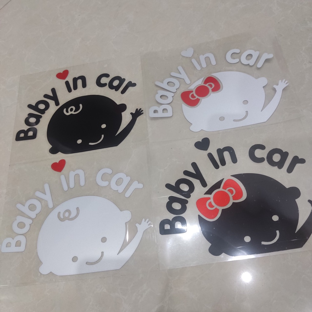 Decal Baby in Car dán xe đen trắng 13x16cm