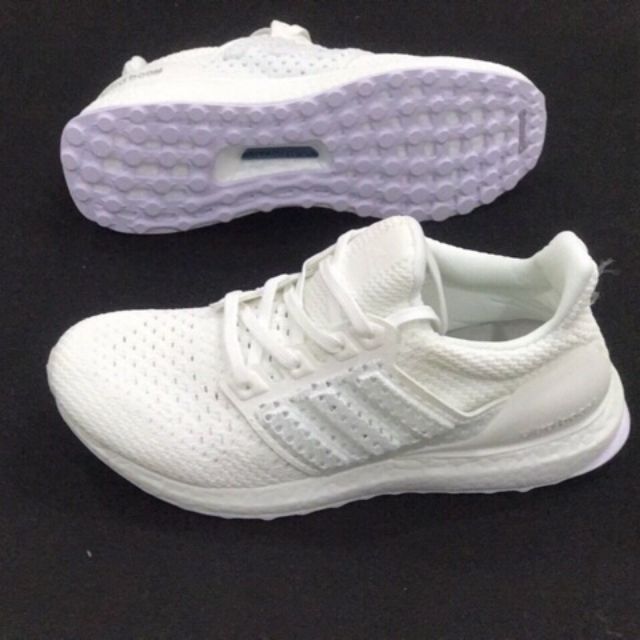 ultra boost 5.0 white