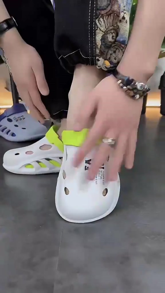 Dép nam, dép sục nam cao cấp phong cách hàn quốc chống trượt chống nước | BigBuy360 - bigbuy360.vn