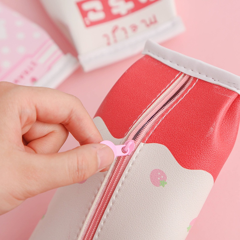1 Túi Đựng Bút Bằng Pu Sức Chứa Lớn In Họa Tiết Dâu Tây Dễ Thương Cho Bé Gái