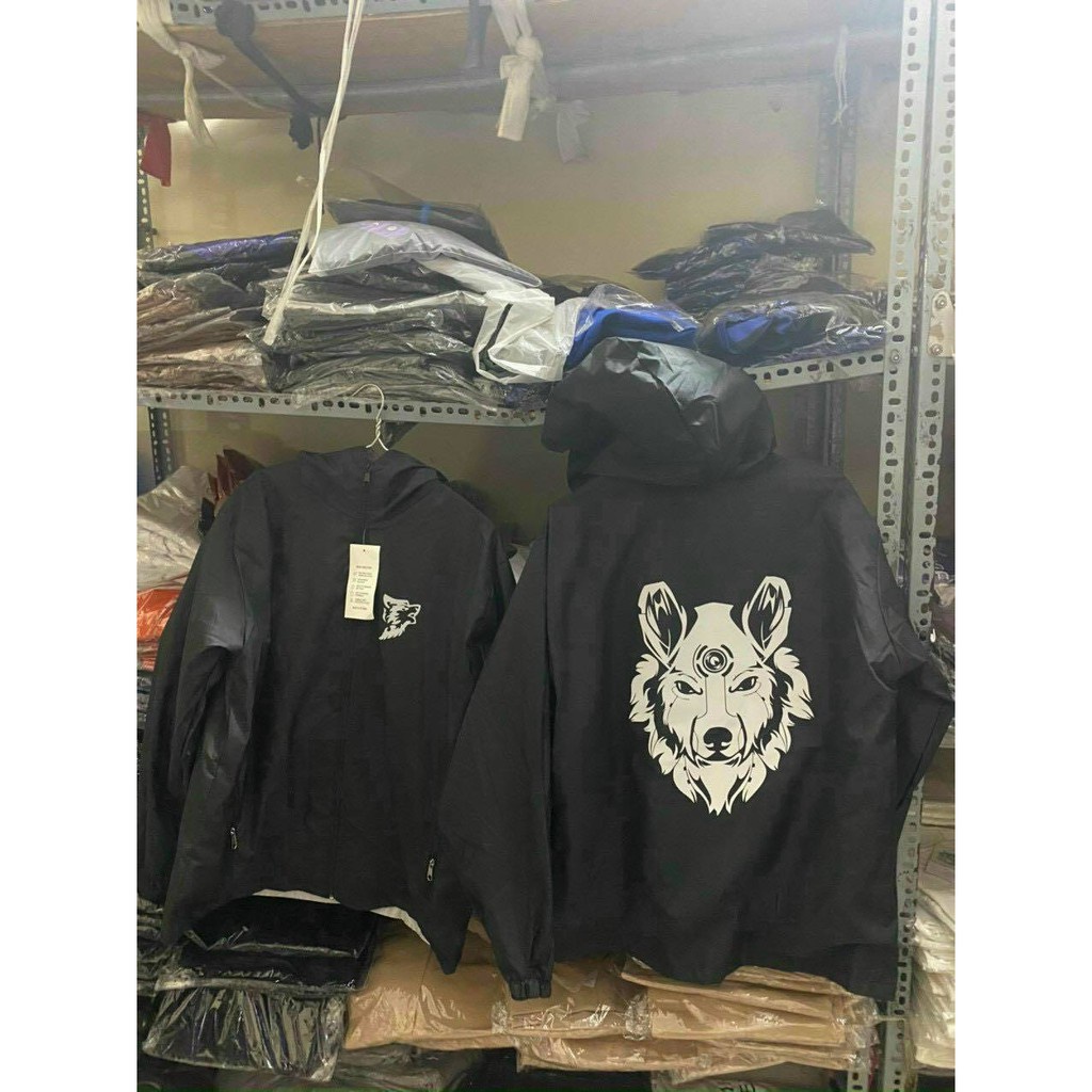 Áo Khoác Dù PHẢN QUANG Nam Nữ Đều Mặc Được Kiểu Bomber In Phản Quang Hình Chó Sói Đơn Giản Phối Màu Đa Dạng Siêu Hot