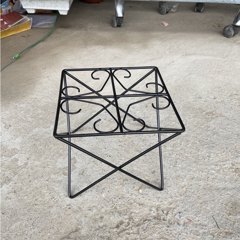 Kệ sắt vuông đặc sơn tĩnh điện kê đặt chậu hoa cây cảnh 22x19cm_Đôn sắt nâng kê chậu cây, đồ dùng phụ kiện
