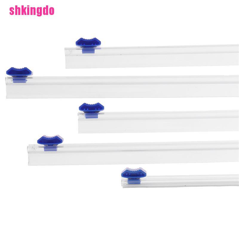 1 dụng cụ cắt màng bọc thực phẩm