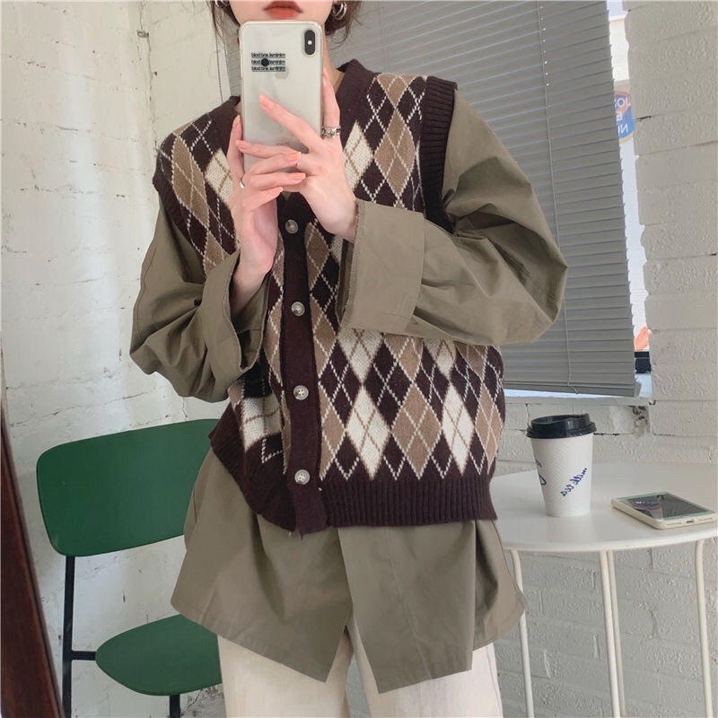 Áo gile form rộng hoạ tiết hình thoi phong cách vintage hàn quốc