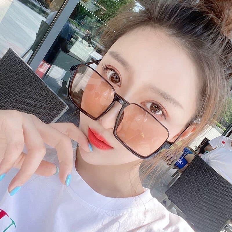 Kính Thời Trang Gọng Vuông Nâu Trà Sang Chảnh