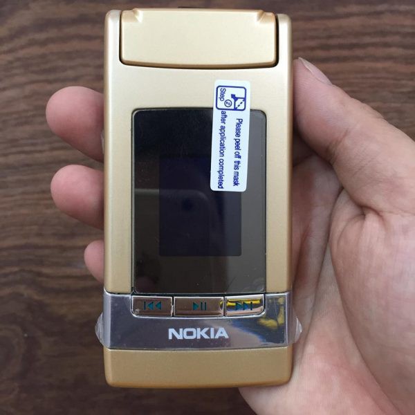 ĐIỆN THOẠI NOKIA N76 NẮP GẬP