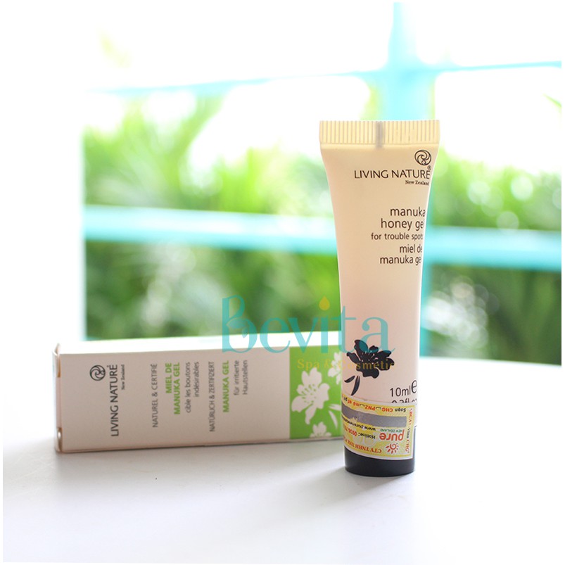 Gel giảm mụn Living Nature Manuka Honey Gel, gel giảm mụn dành cho da dầu - Bevita