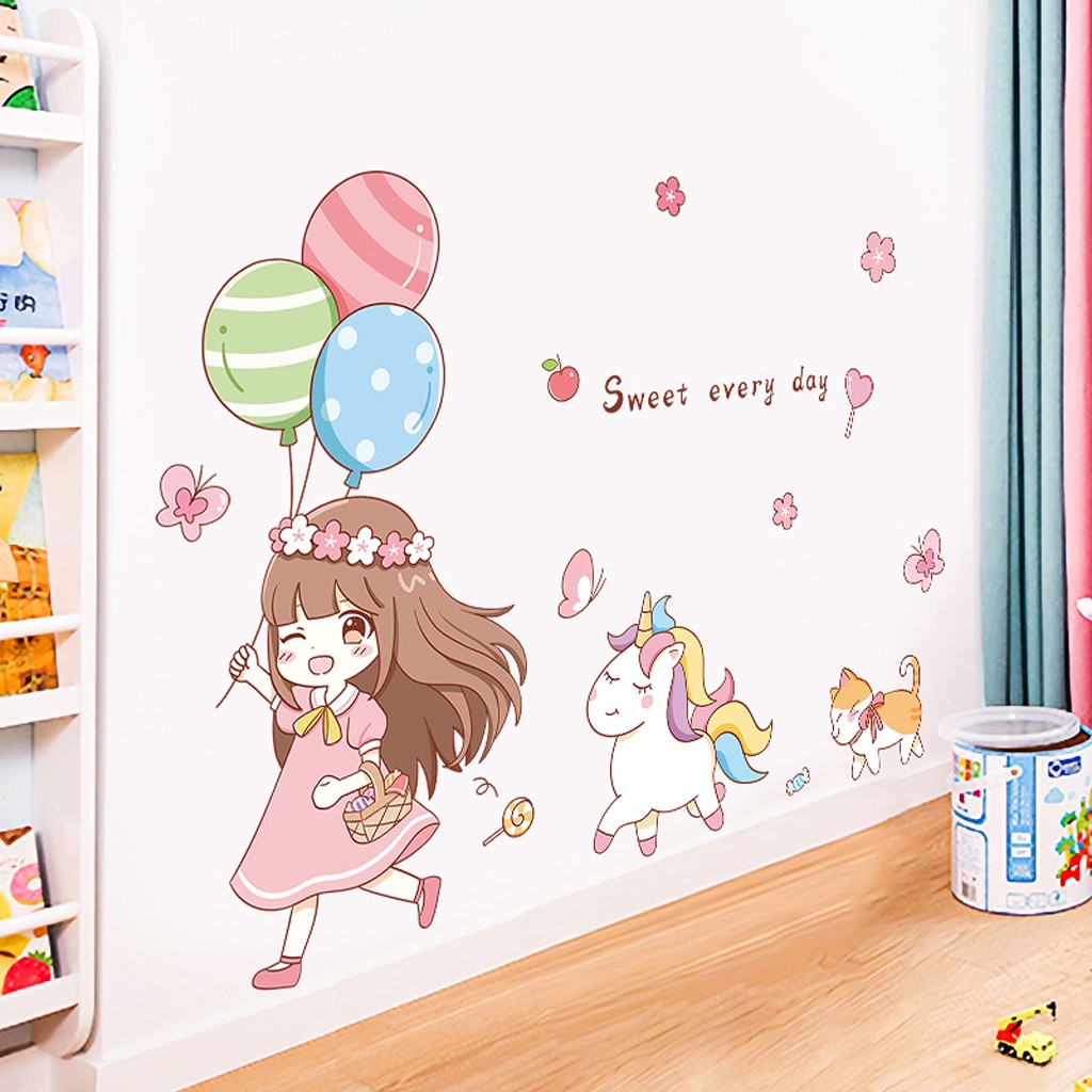 Decal dán tường cho bé yêu, decal trang trí phòng bé, lớp học mầm non C59 Bé gái và Pony