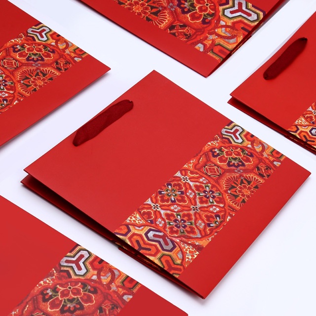 Túi đựng quà đỏ Huyền bí 2 size | BigBuy360 - bigbuy360.vn