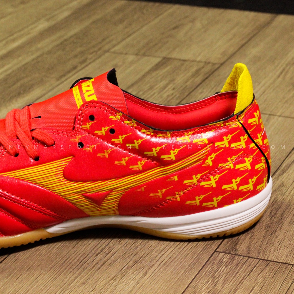 Giày đá banh futsal Mizuno Morelia Neo III Pro IN Lạc Việt - Red/Yellow Limited Edition