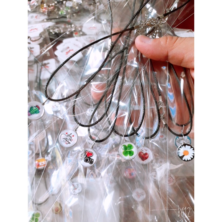 Sỉ 1 set 10 dây chuyền hình dễ thương . Mẫu giao ngẫu nhiên các hình cute