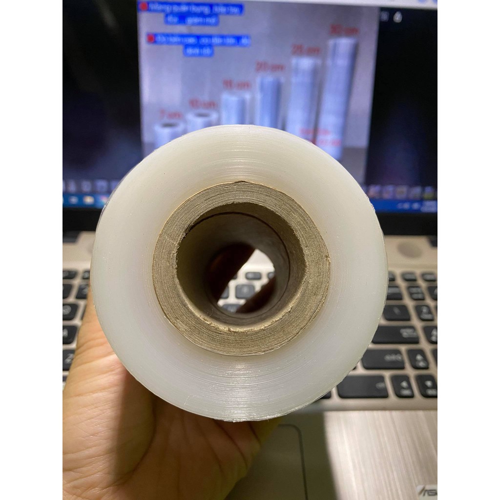 Màng quấn PE 25cm , quấn bụng, đùi , tay giảm béo, ủ tắm trắng, ủ tê , quấn hàng hóa.