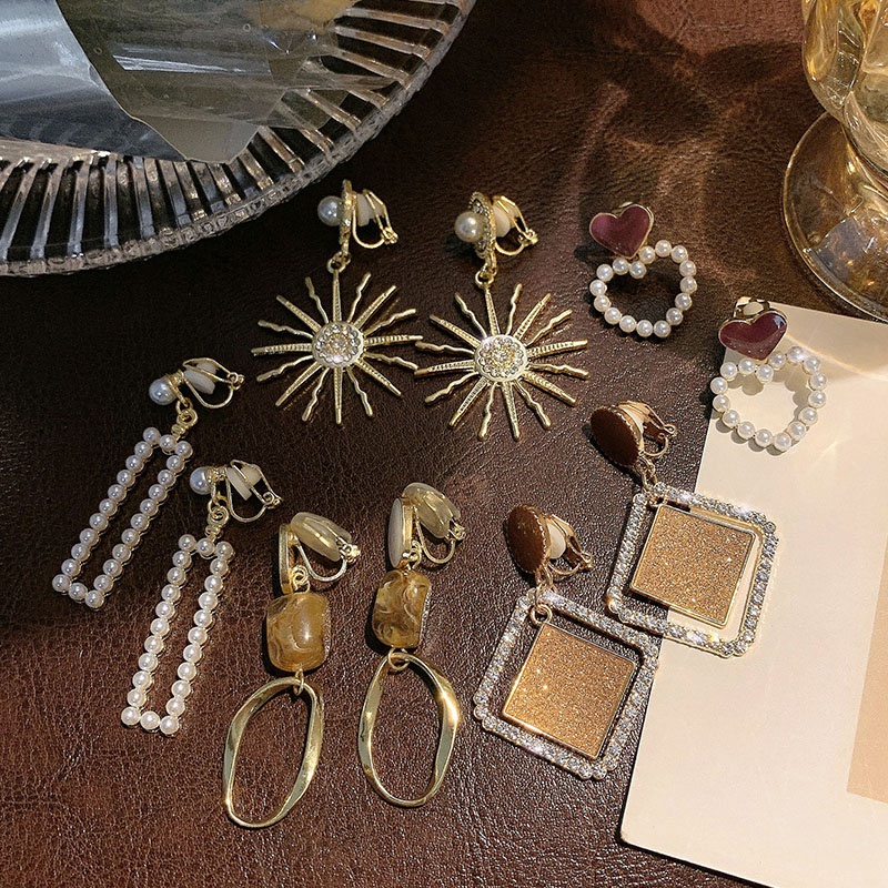 Khuyên Tai Nữ Đính Ngọc Phong Cách Thời Trang Thanh Lịch